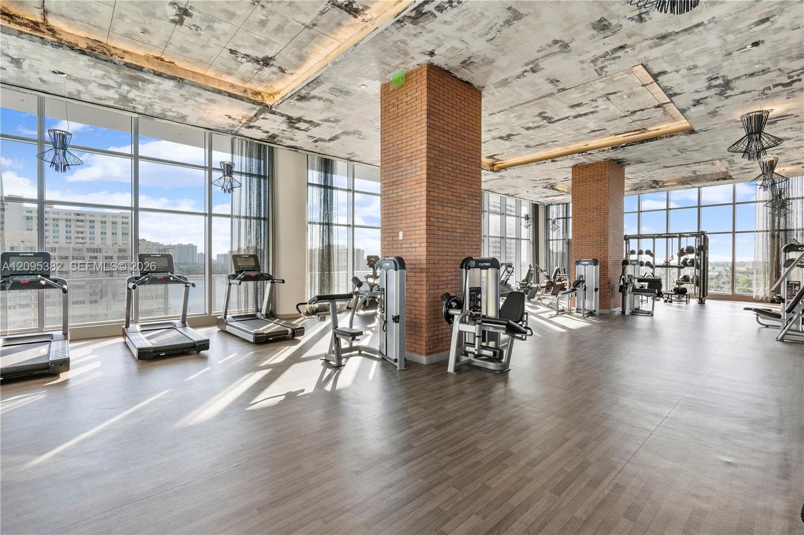 Hyde Beach House · #T4301-PENTHOUSE in Hollywood - Photo 35