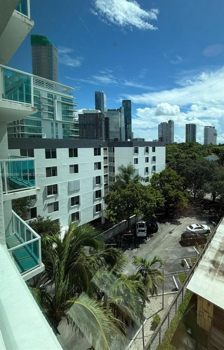 BRICKELL VIEW WEST CONDO · #609 in Miami - Photo 3