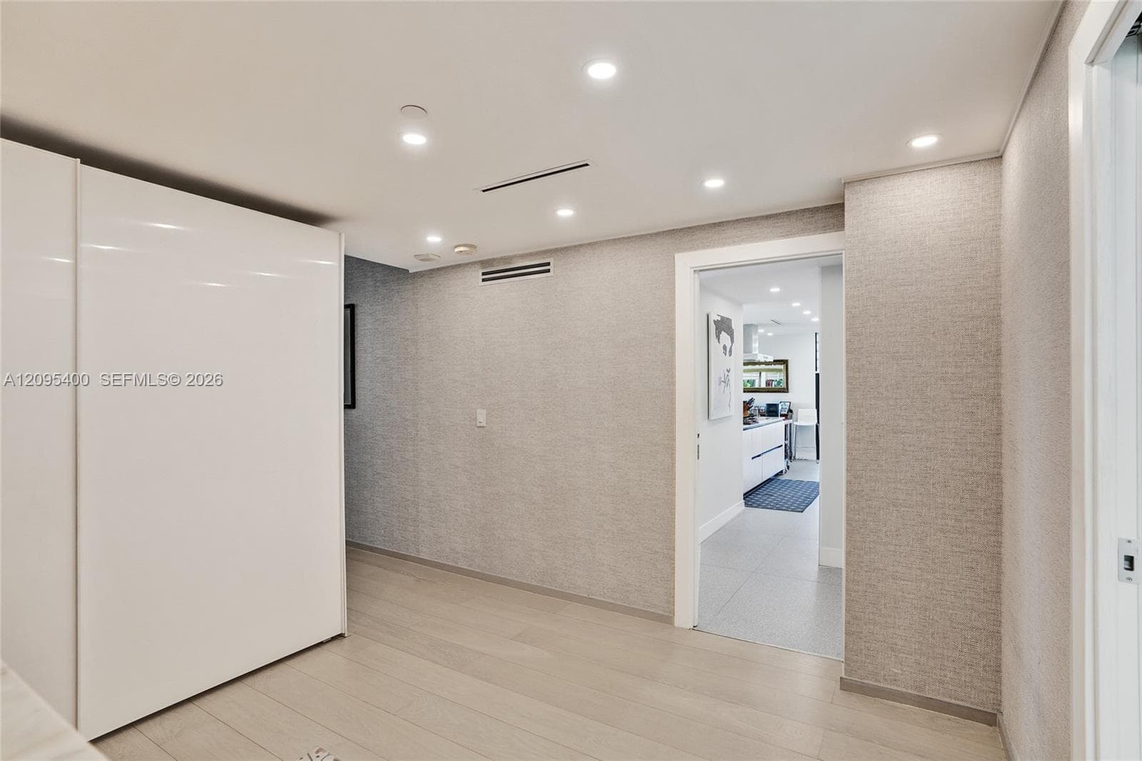 Brickell Key One · #A1015 in Miami - Photo 13