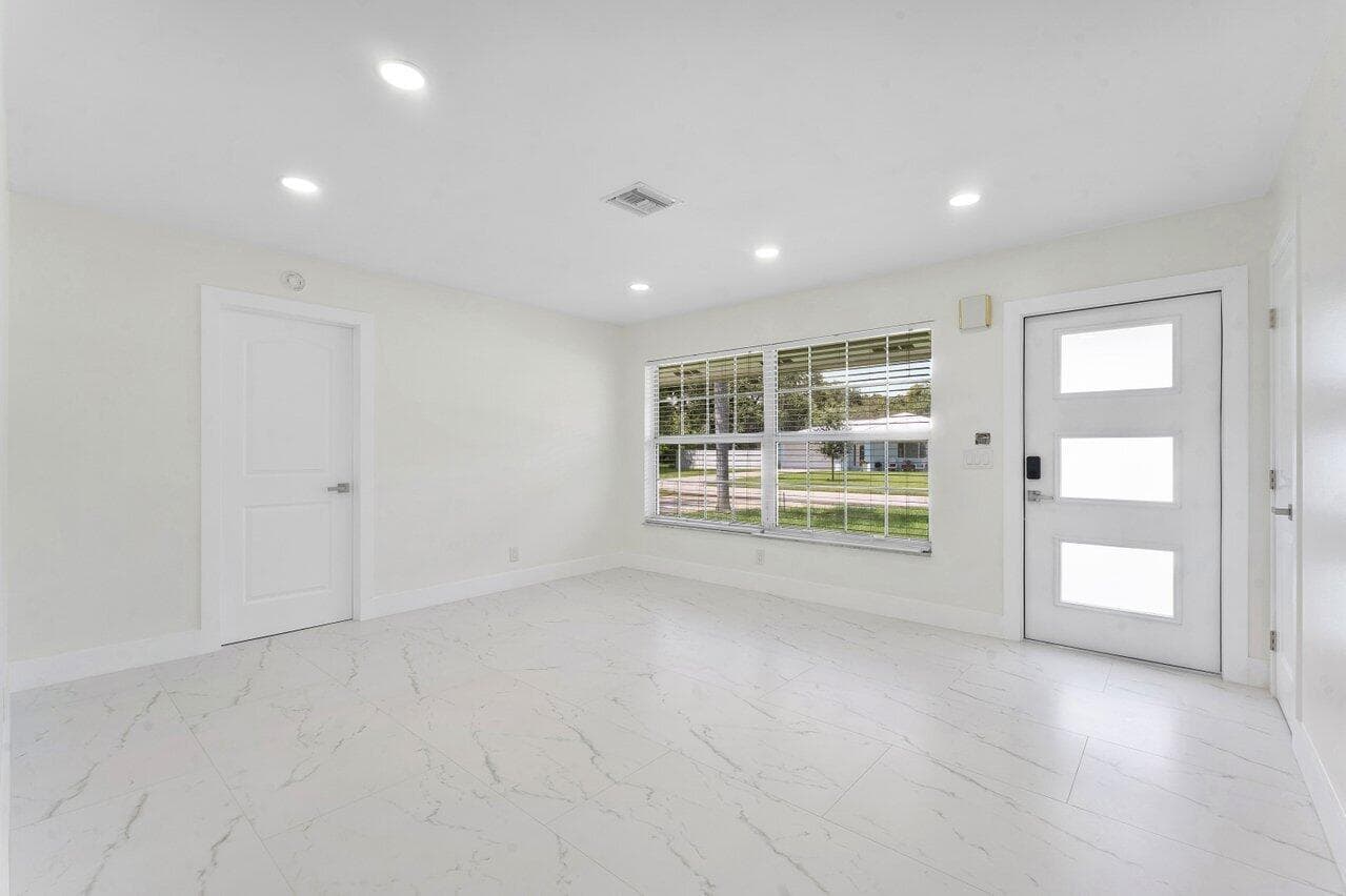 004-2350NikiJoLane-WestPalmBeach-FL-3341