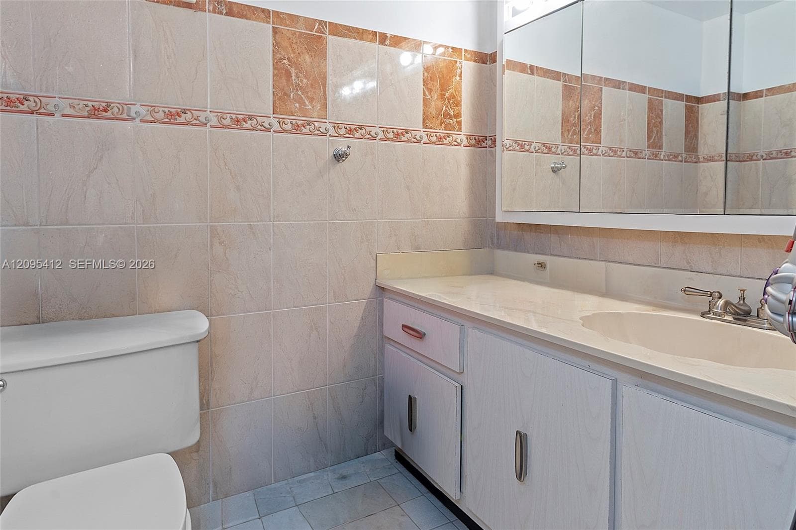 OLYMPUS CONDO PHASE · #420 in Hallandale Beach - Photo 12