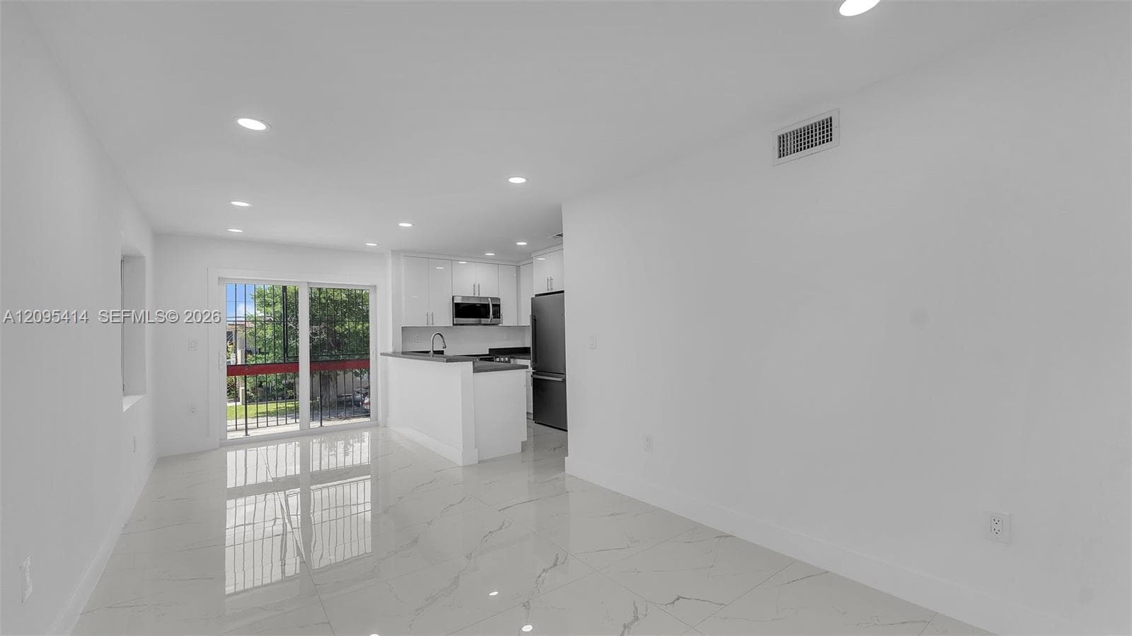 Colony Condo · #7 in Miami - Photo 6