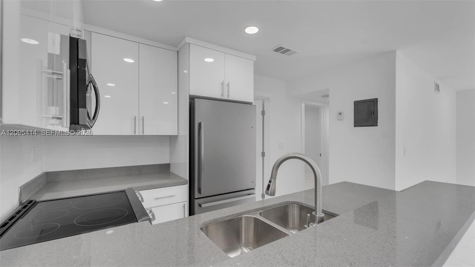 Colony Condo · #7 in Miami - Photo 9