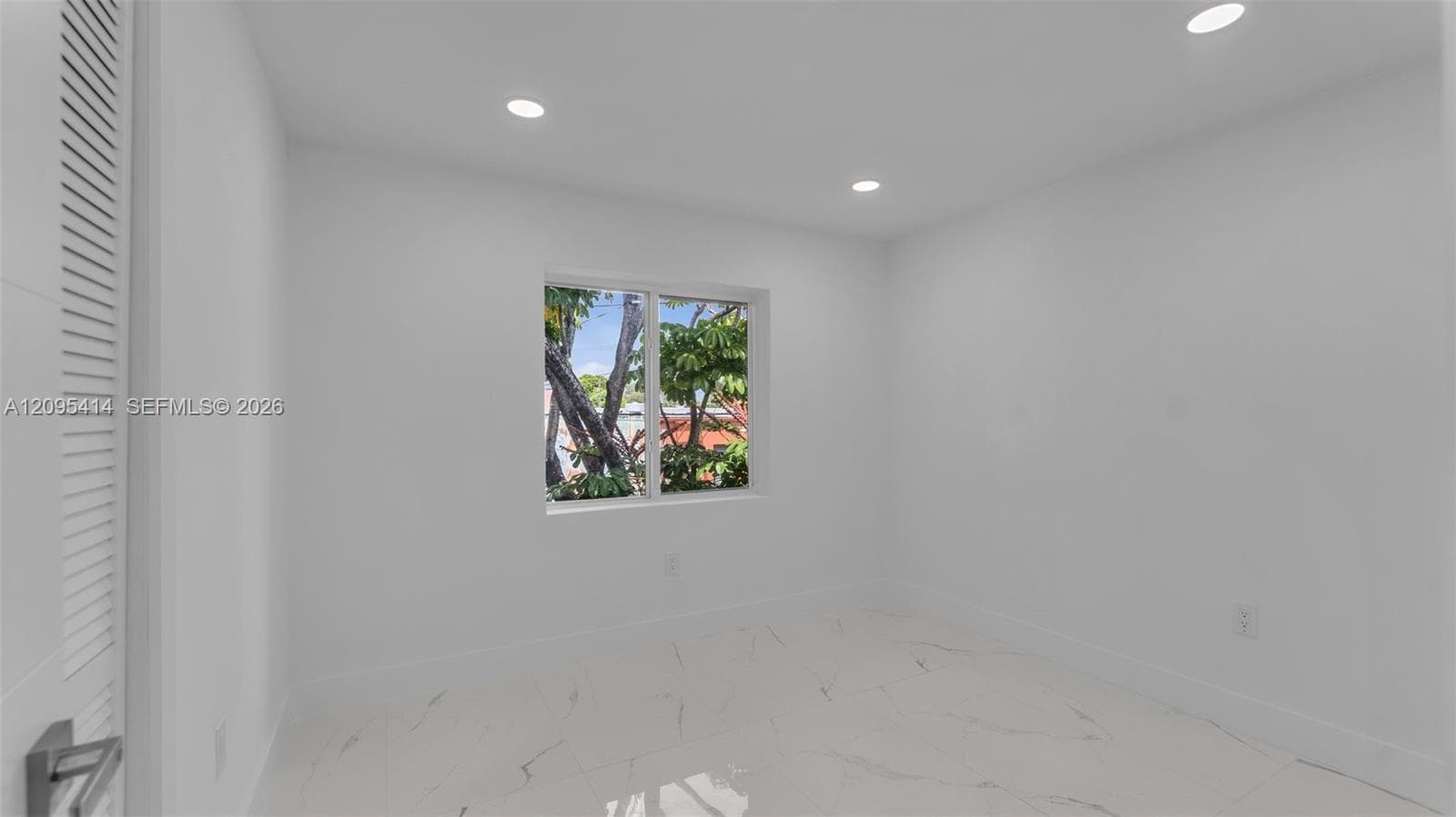 Colony Condo · #7 in Miami - Photo 14