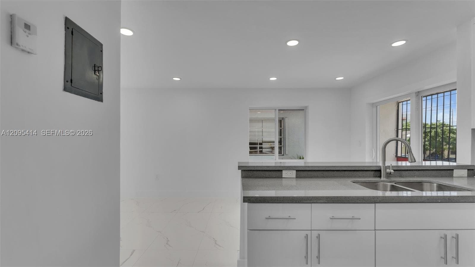 Colony Condo · #7 in Miami - Photo 15