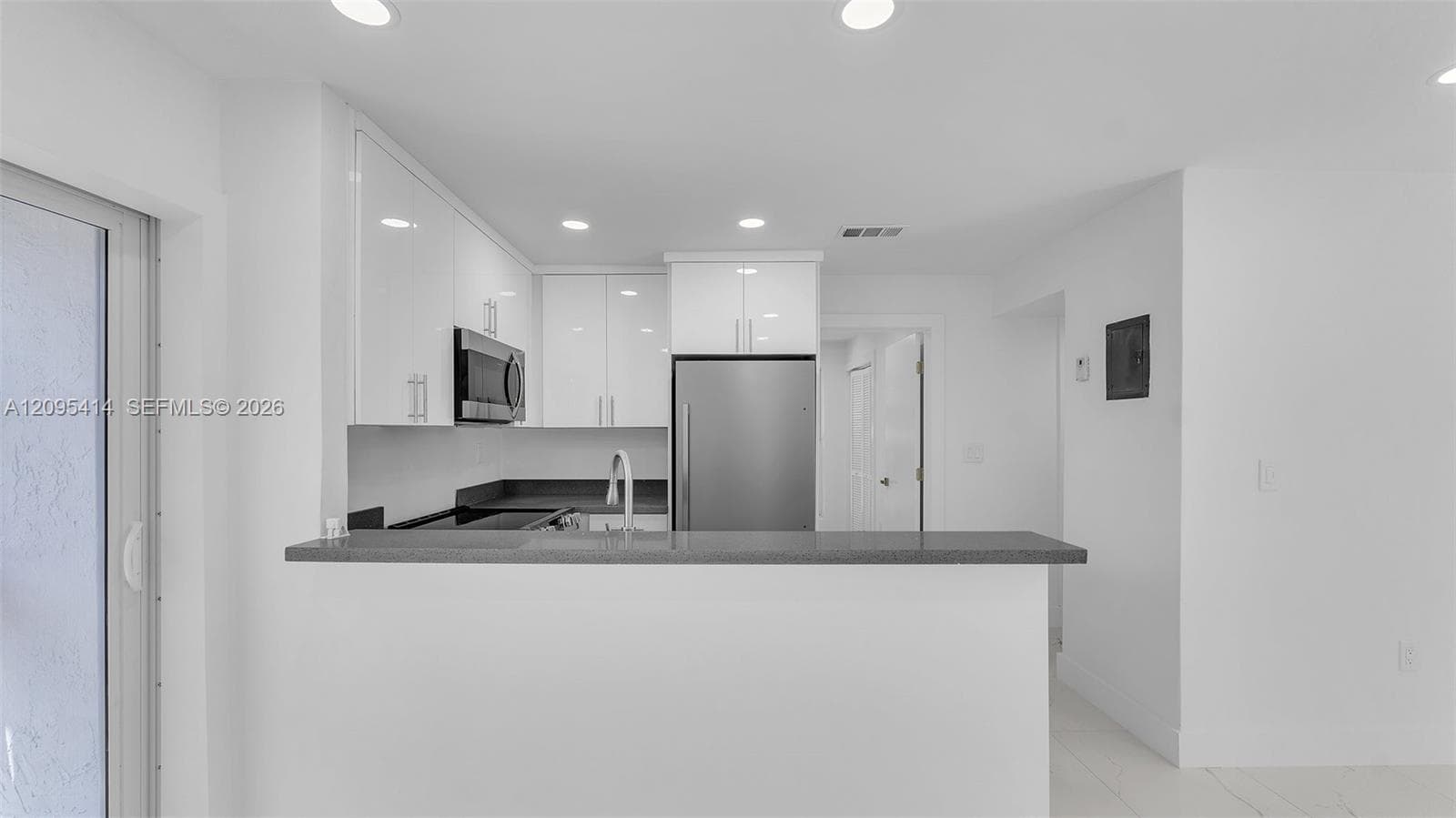 Colony Condo · #7 in Miami - Photo 8