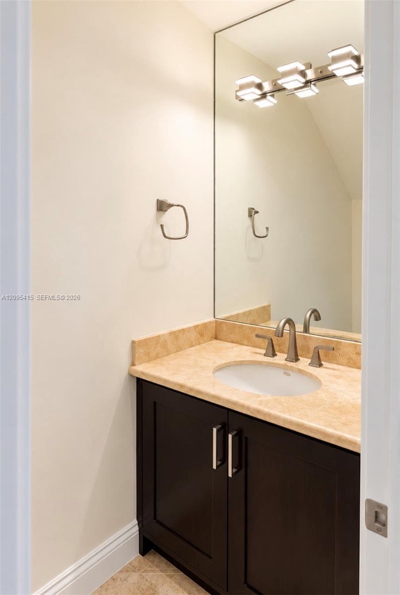 3870 NE 168th St #2 photo 12