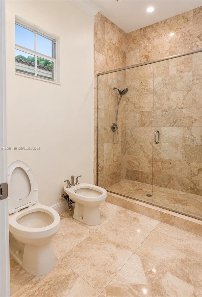 3870 NE 168th St #2 photo 20