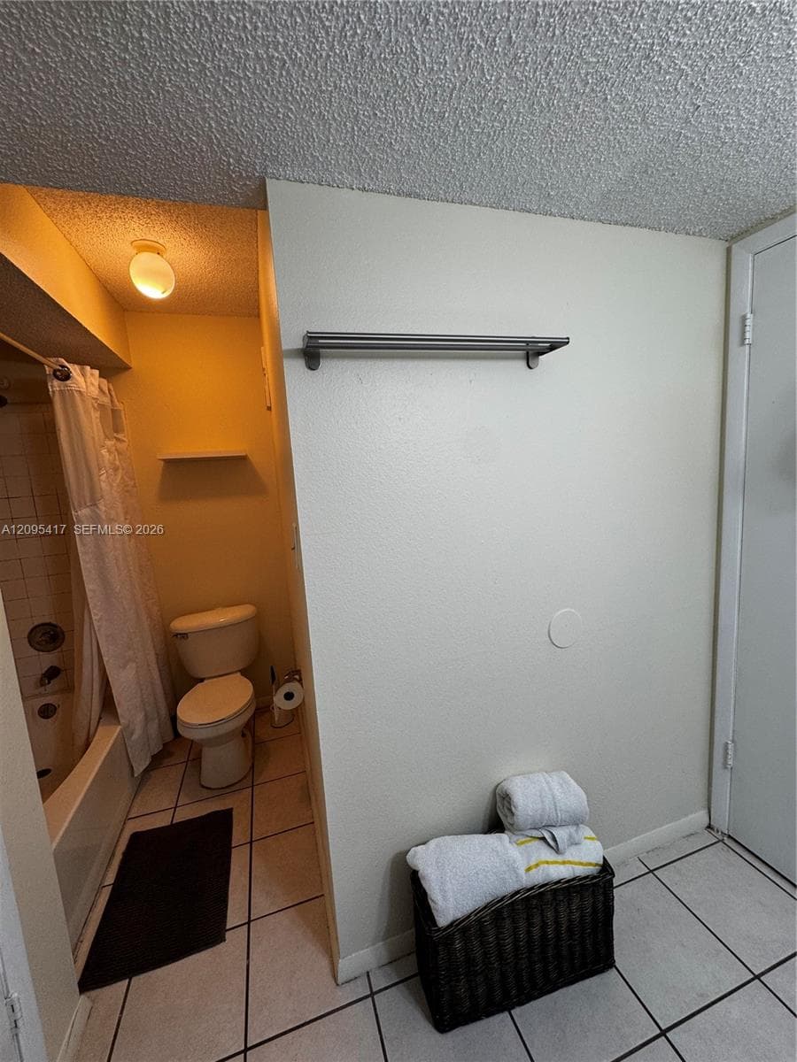 BISCAYNE BEACH CLUB CONDO · #318 in Miami - Photo 6