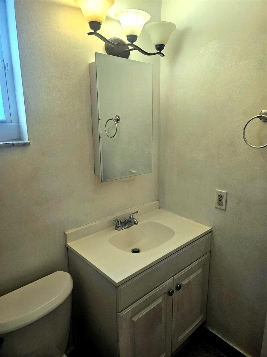 Property_Photo_10_Bright