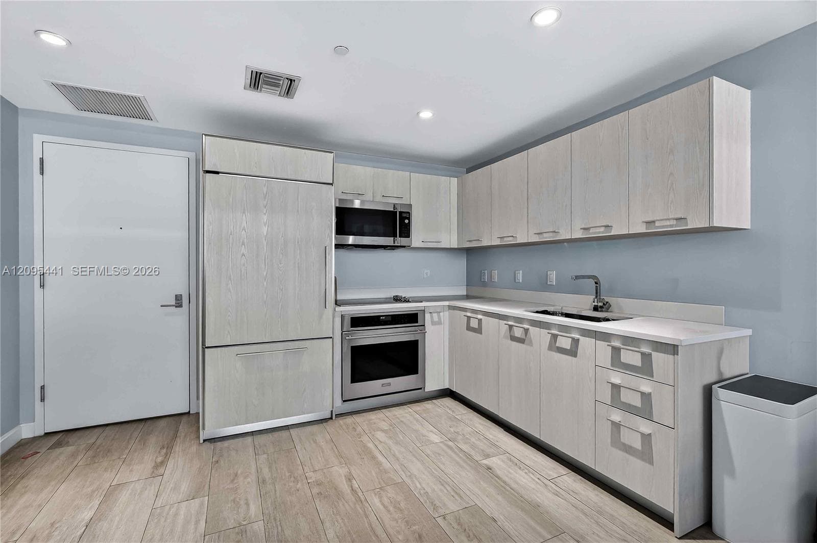 Brickell Heights East · #3807 in Miami - Photo 6