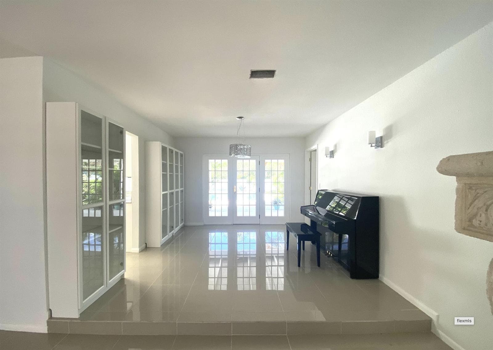 Formal Dining