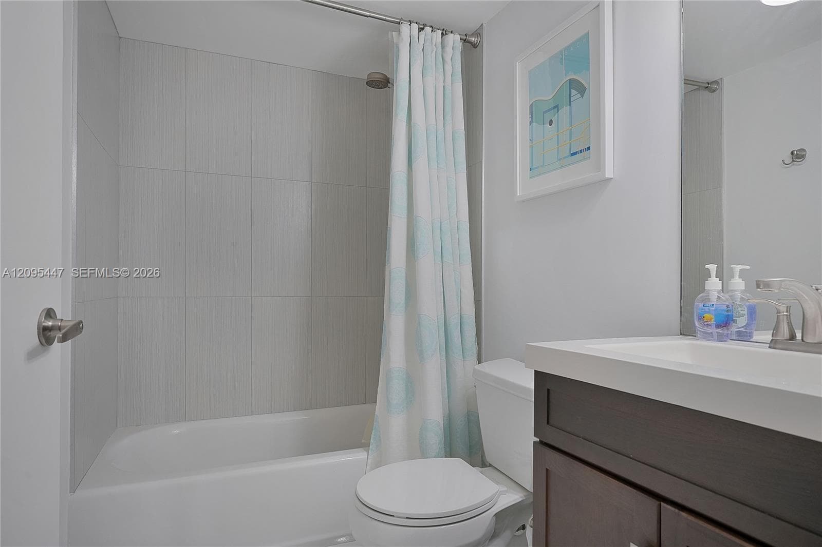 THE STERLING CONDO · #204 in Miami Beach - Photo 6