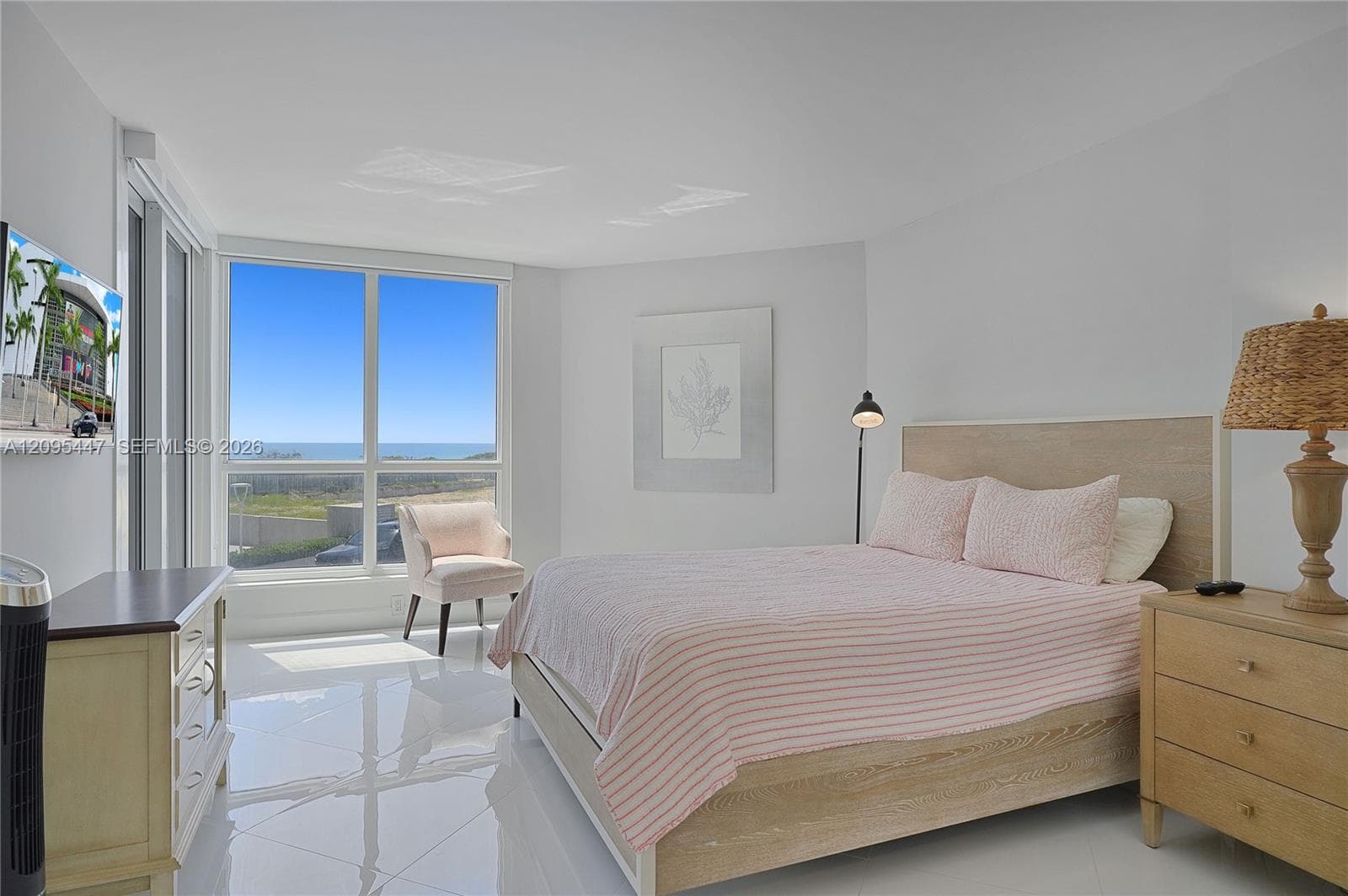 THE STERLING CONDO · #204 in Miami Beach - Photo 17