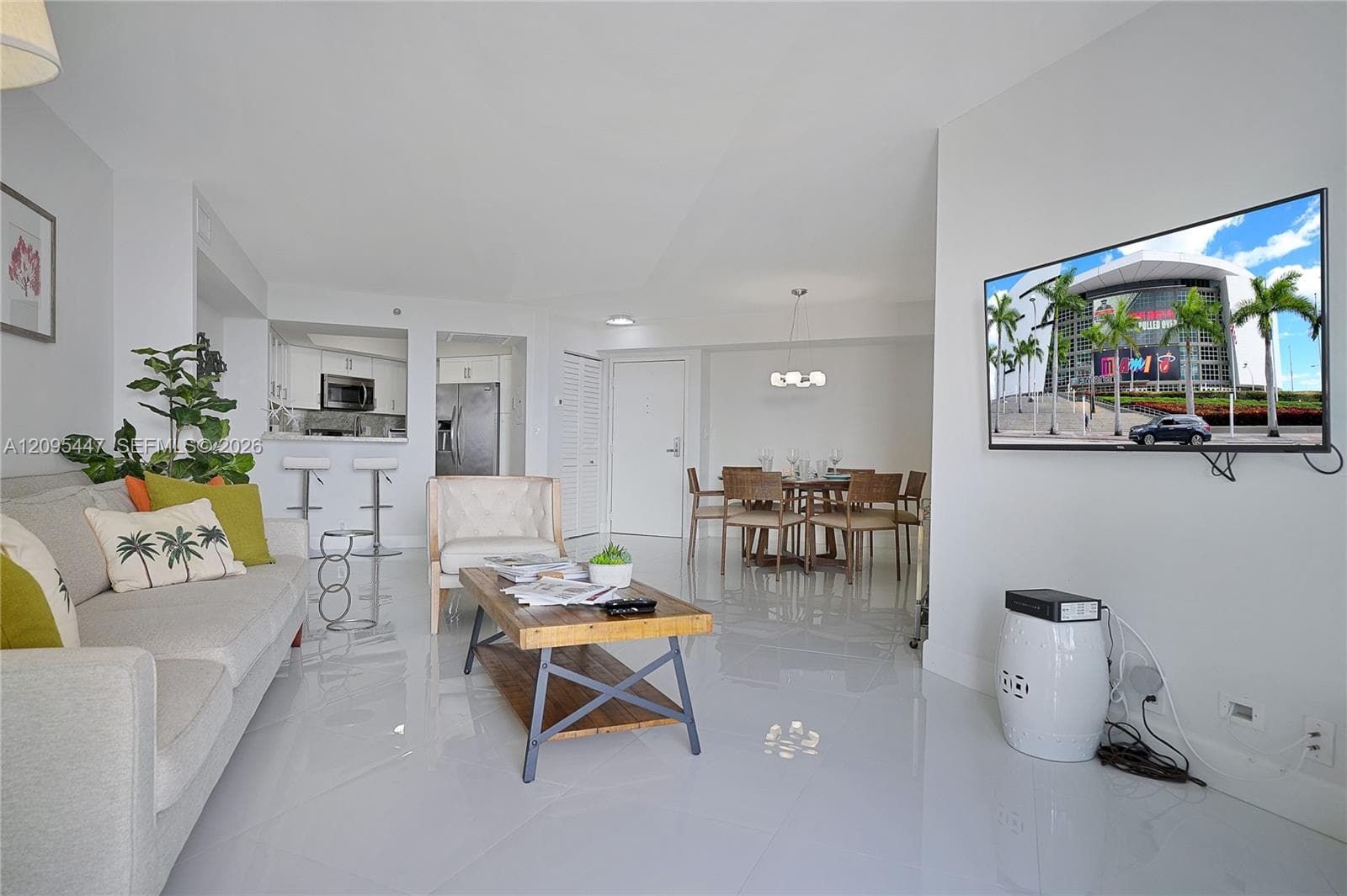 THE STERLING CONDO · #204 in Miami Beach - Photo 16