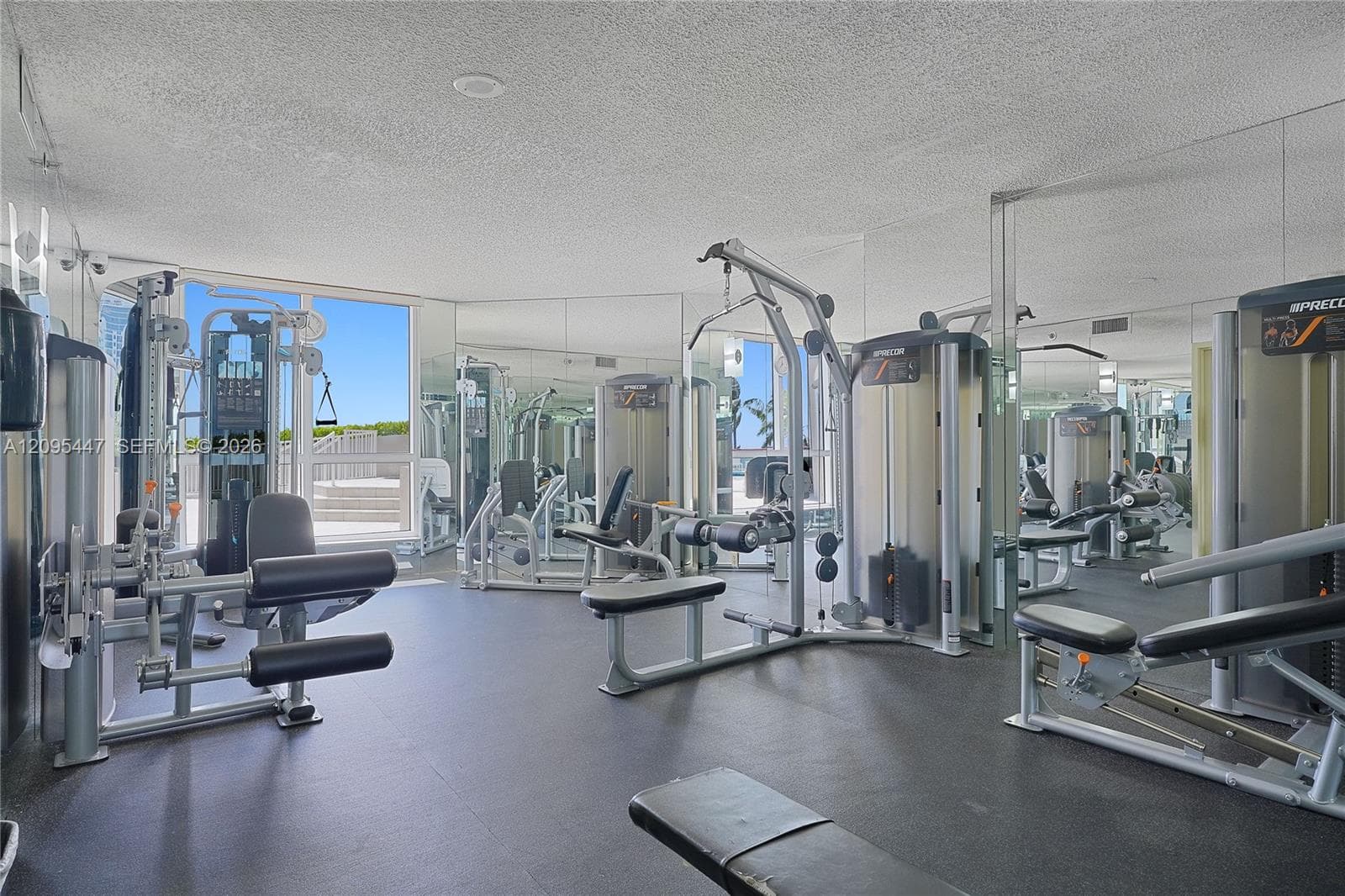 THE STERLING CONDO · #204 in Miami Beach - Photo 24