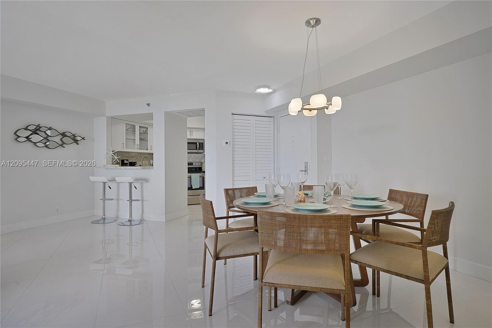 THE STERLING CONDO · #204 in Miami Beach - Photo 10