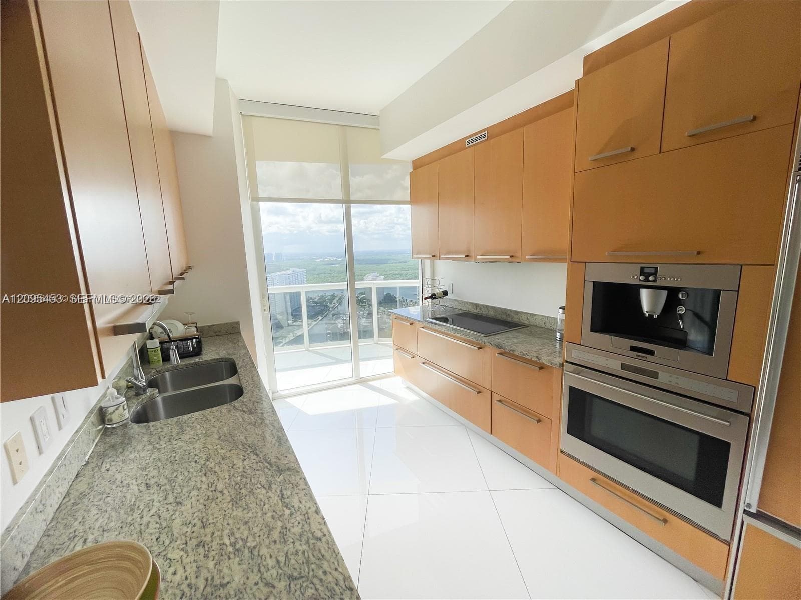 Trump Tower II · #2905 in Sunny Isles Beach - Photo 5