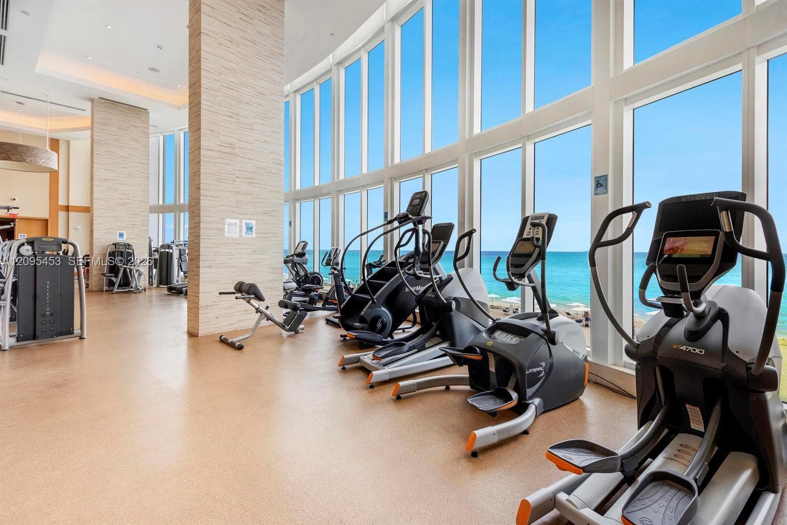 Trump Tower II · #2905 in Sunny Isles Beach - Photo 20