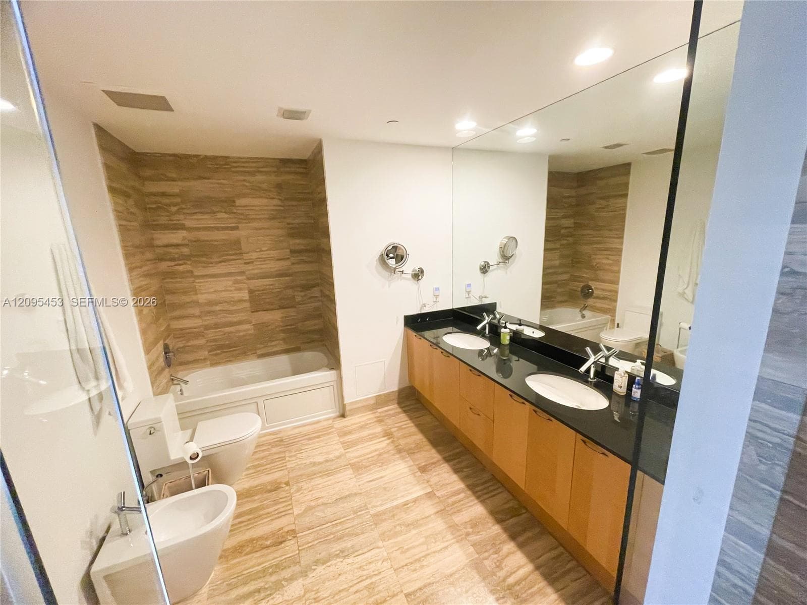 Trump Tower II · #2905 in Sunny Isles Beach - Photo 11