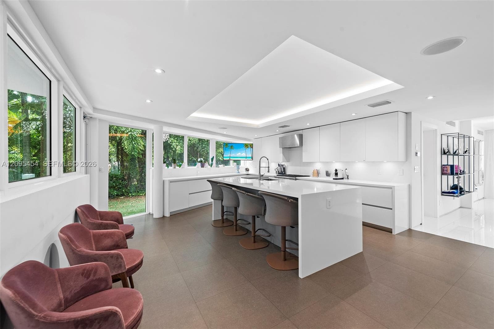 480 Ocean Blvd photo 47