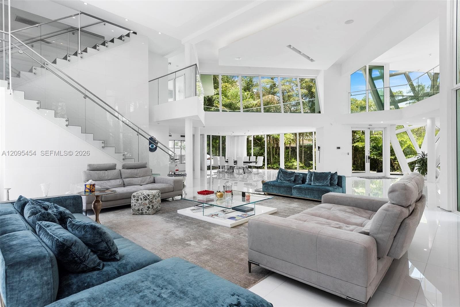 480 Ocean Blvd photo 3