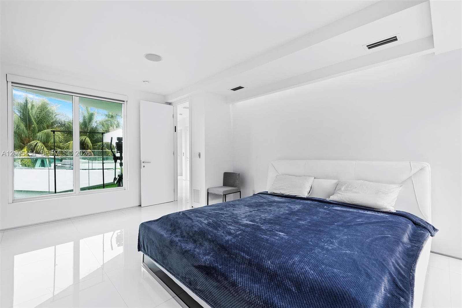 480 Ocean Blvd photo 75