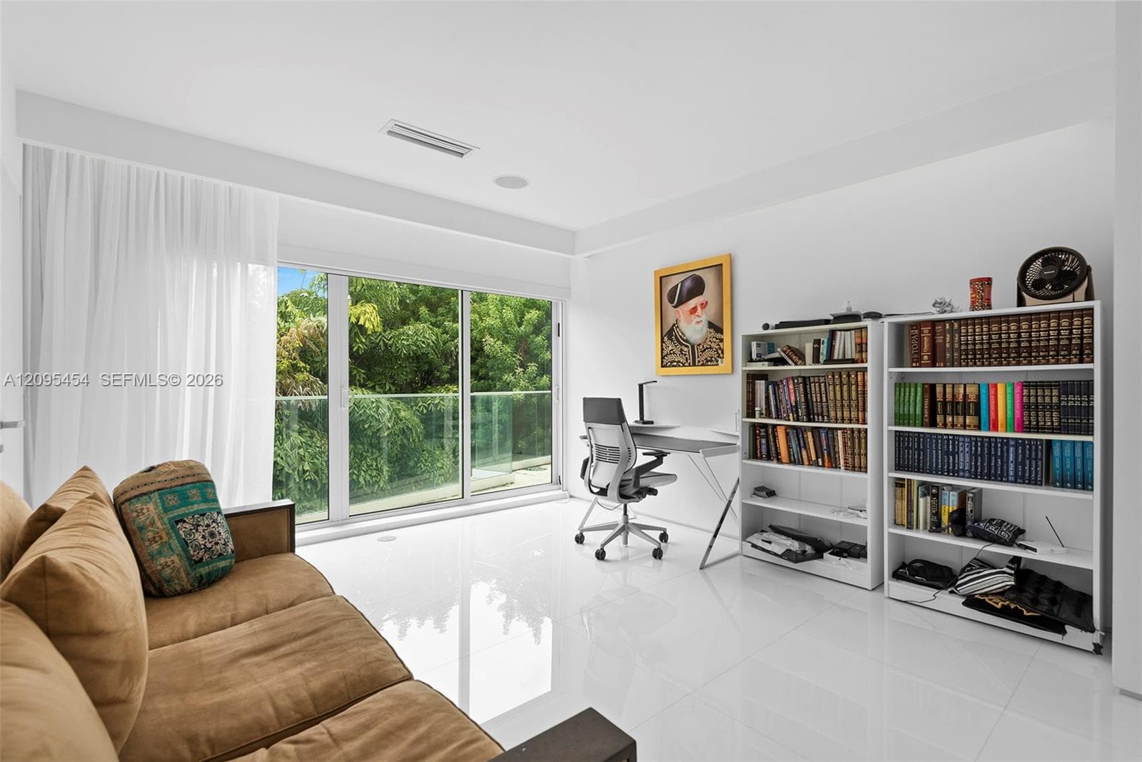 480 Ocean Blvd photo 79