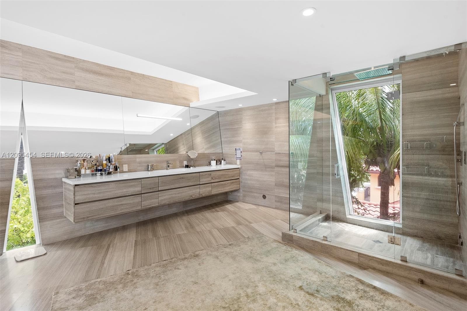 480 Ocean Blvd photo 89