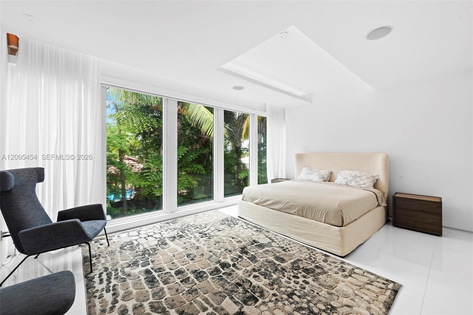 480 Ocean Blvd photo 51