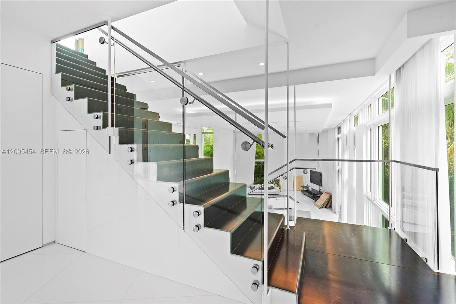 480 Ocean Blvd photo 54