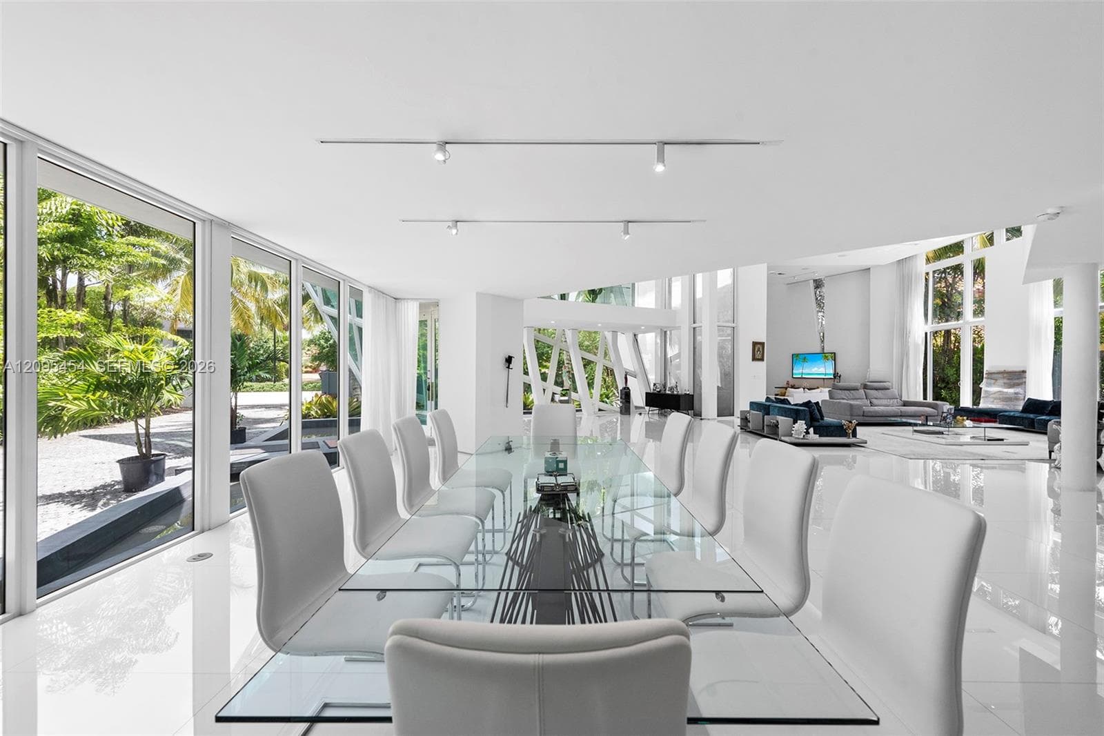 480 Ocean Blvd photo 31