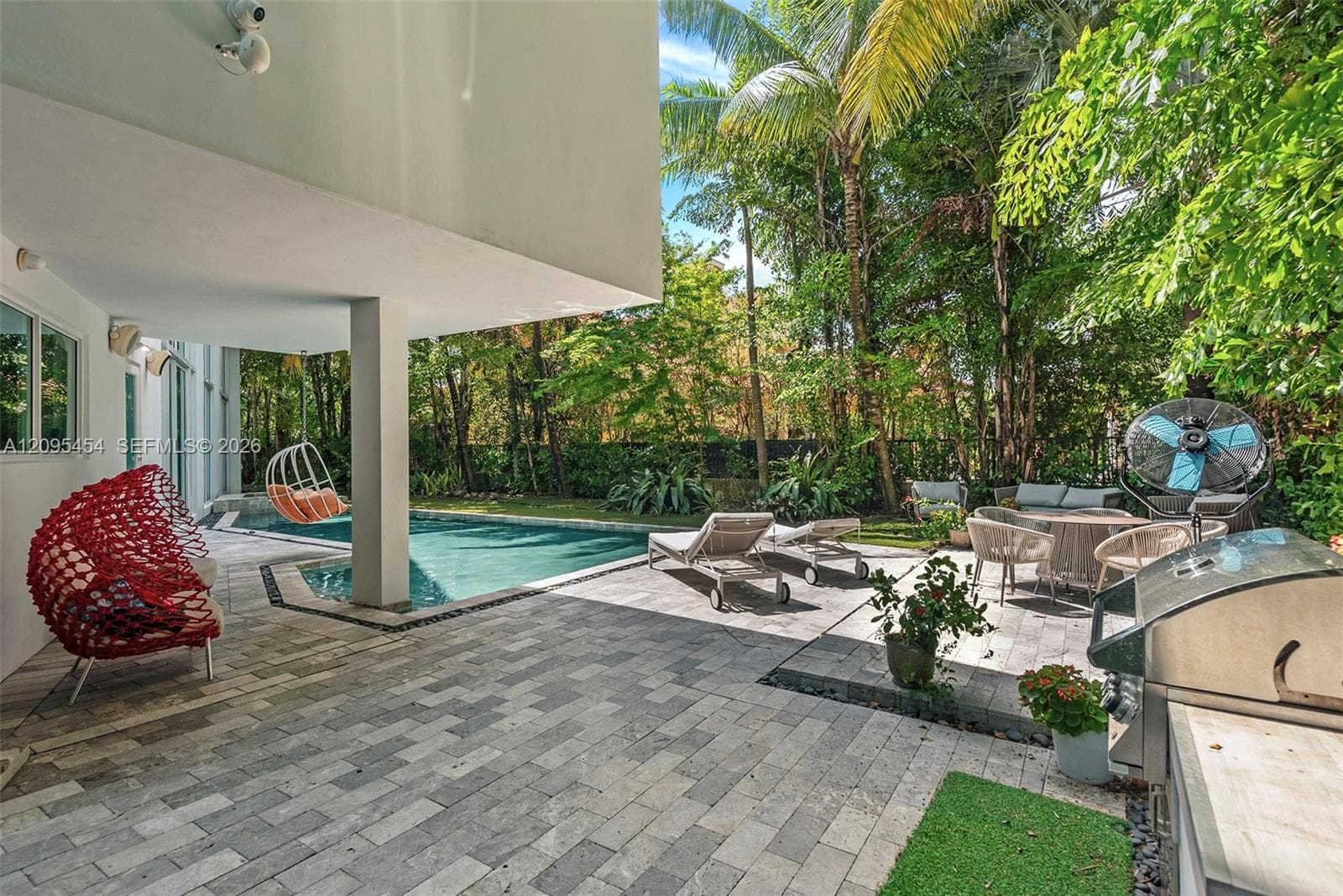 480 Ocean Blvd photo 21