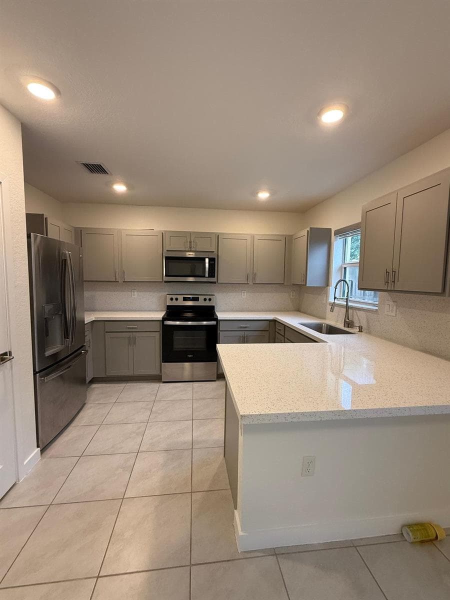kitchen main