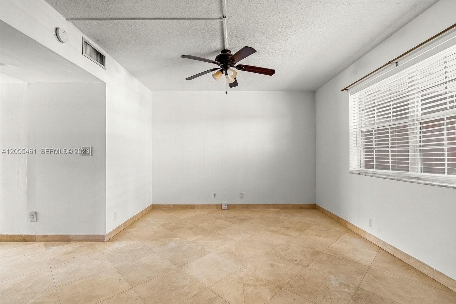 ELIZABETHAN CONDO · #105 in Fort Lauderdale - Photo 9