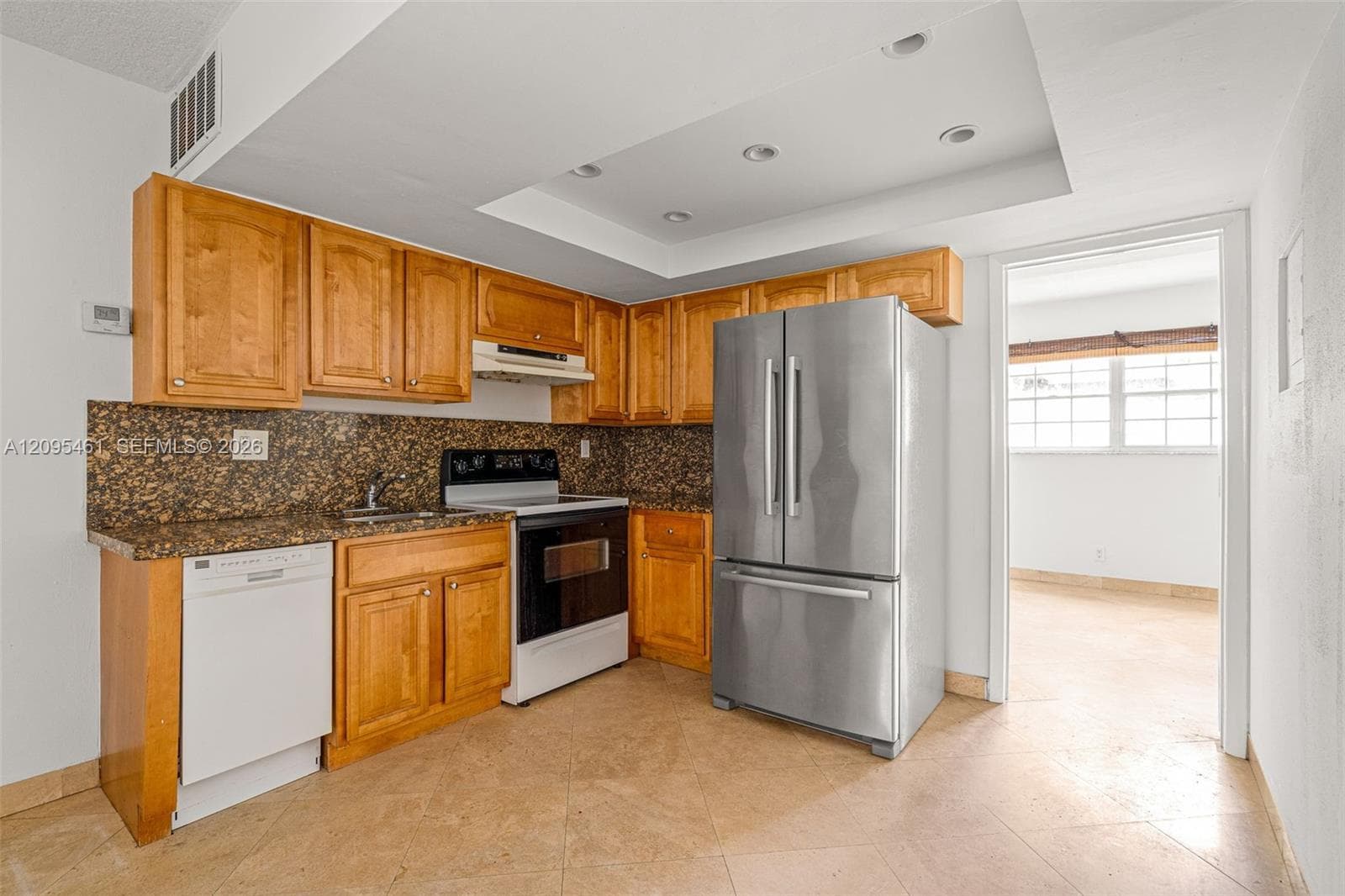 ELIZABETHAN CONDO · #105 in Fort Lauderdale - Photo 8