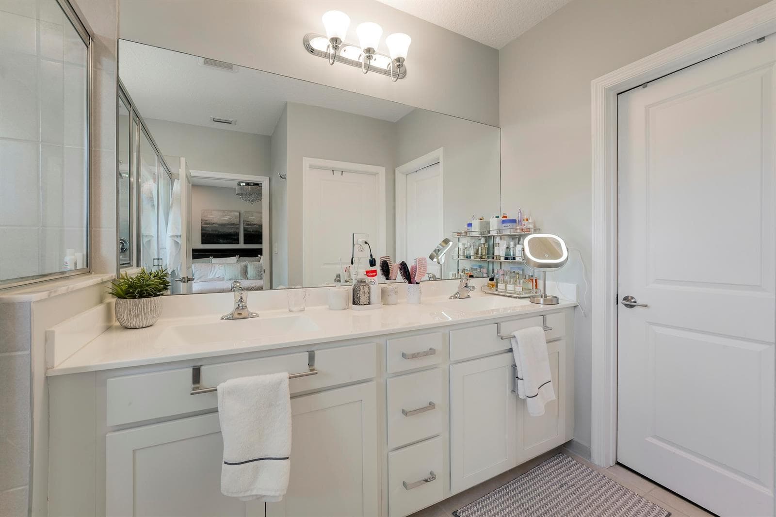 Primary Bathroom Suite