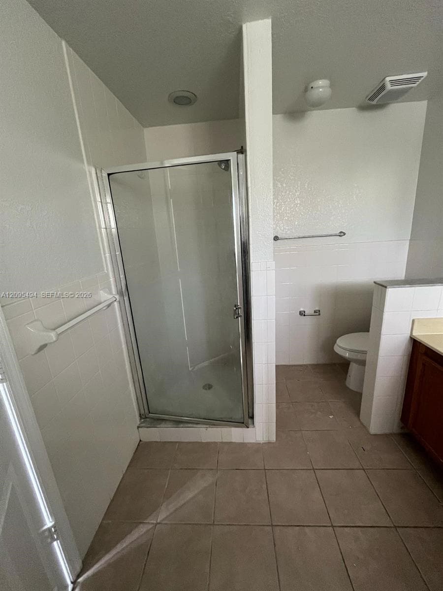 1675 SE 9th Ter photo 9