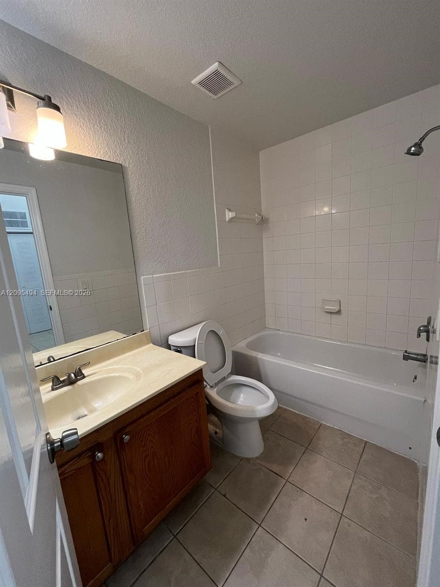 1675 SE 9th Ter photo 10