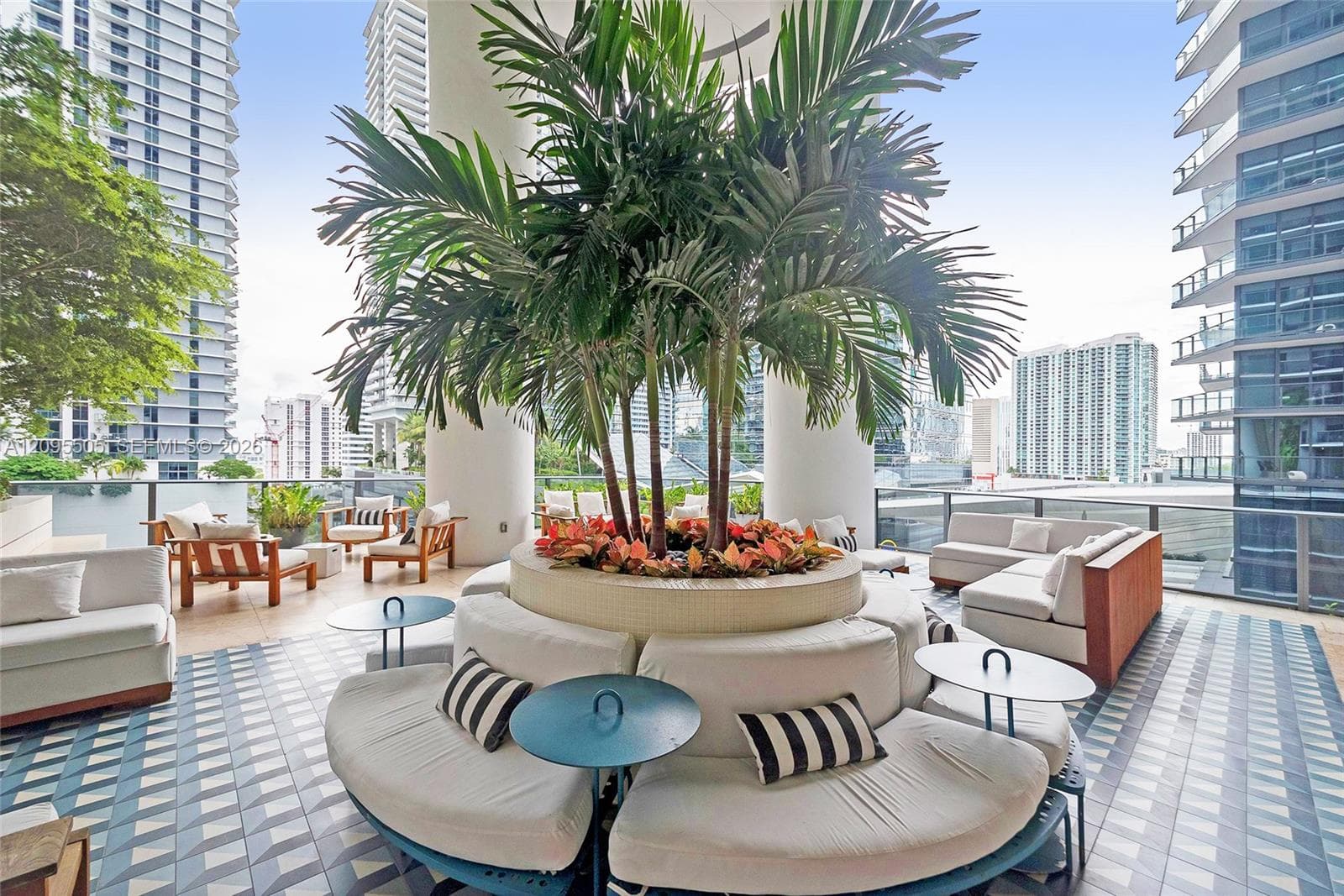 SLS Lux · #4806 in Miami - Photo 11