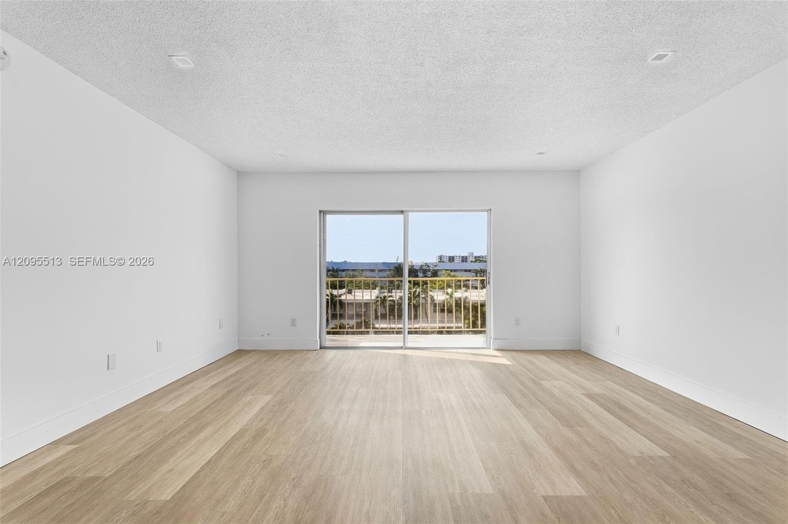 BAYVIEW POINT · #402 in North Miami Beach - Photo 9
