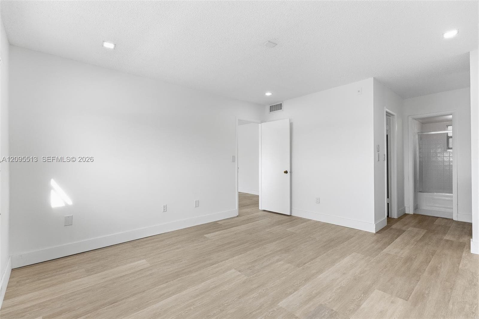 BAYVIEW POINT · #402 in North Miami Beach - Photo 15