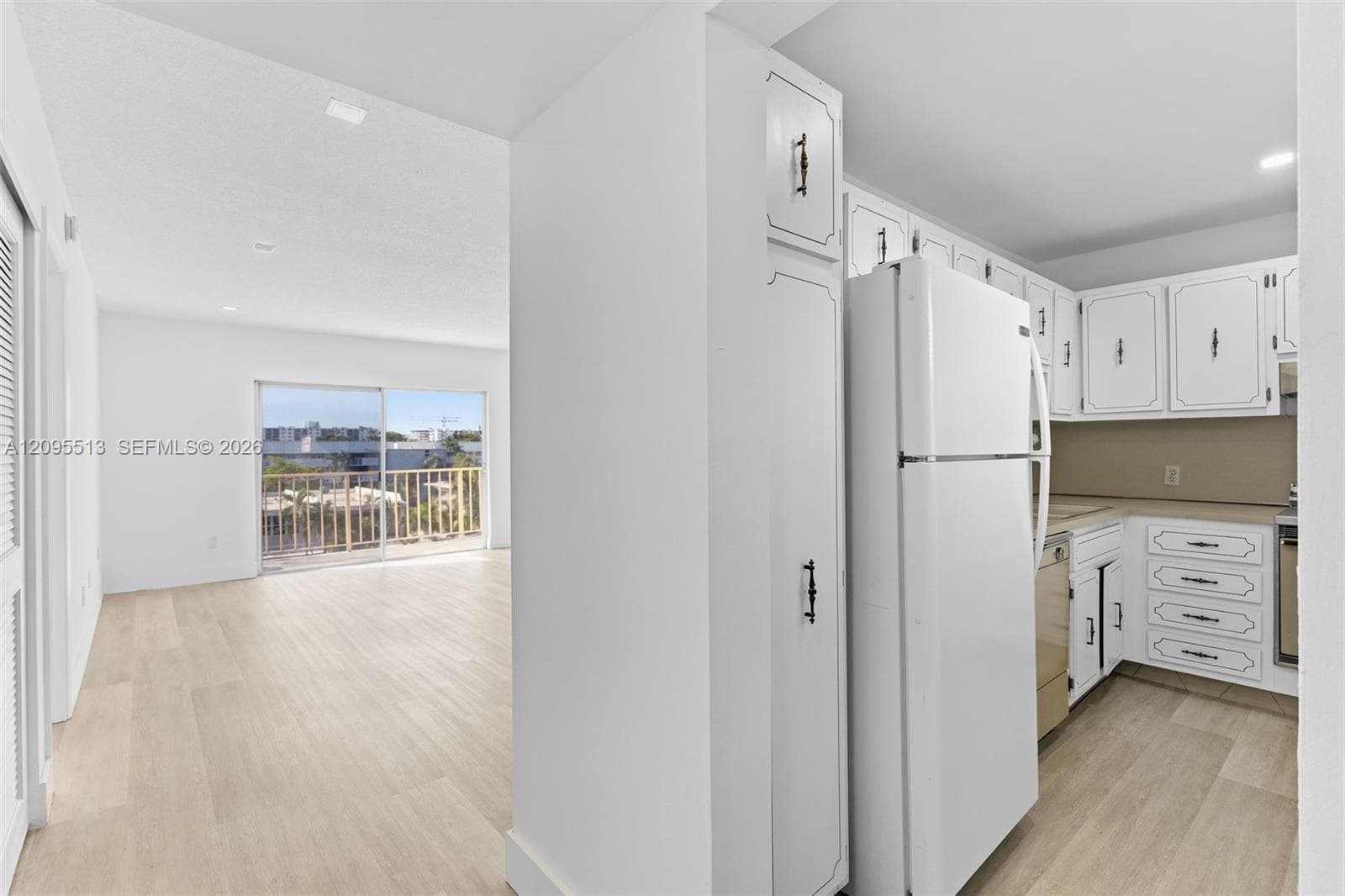 BAYVIEW POINT · #402 in North Miami Beach - Photo 4