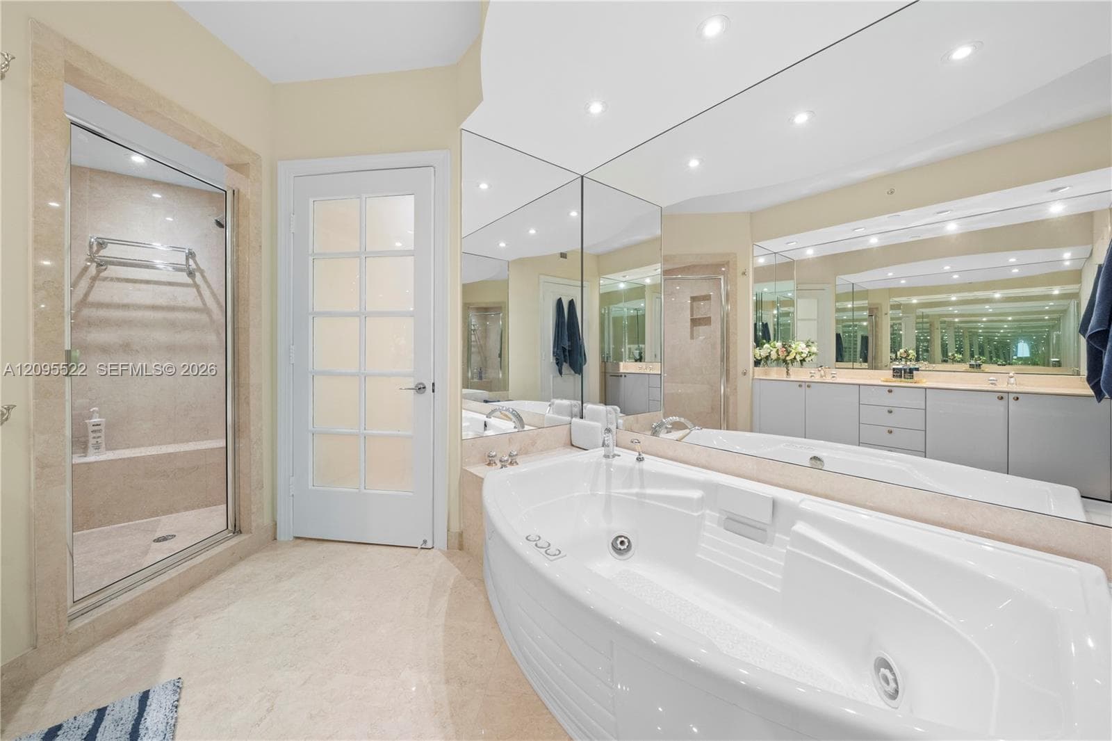Club Tower Three · #1802 in Key Biscayne - Photo 16