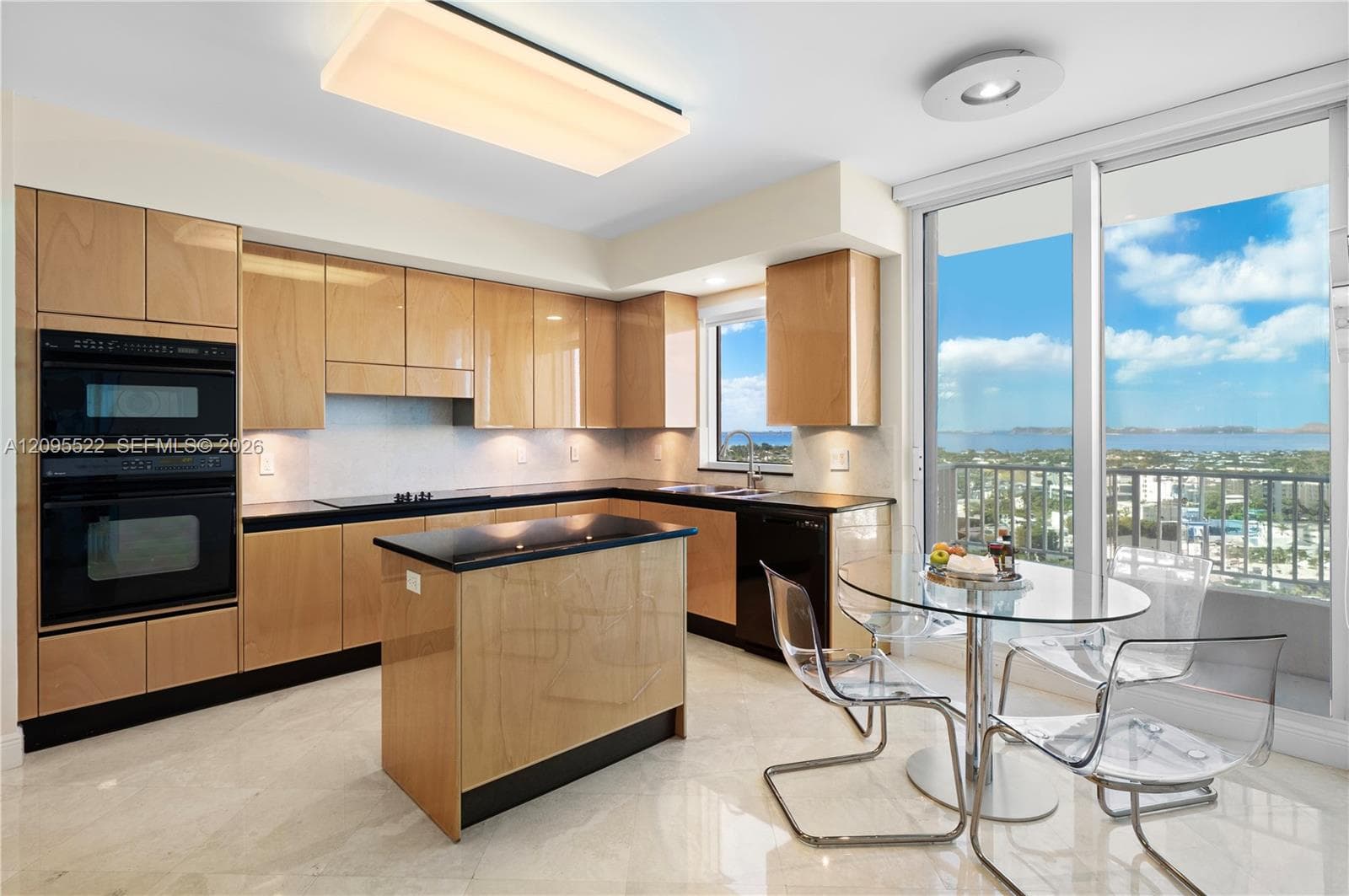 Club Tower Three · #1802 in Key Biscayne - Photo 12