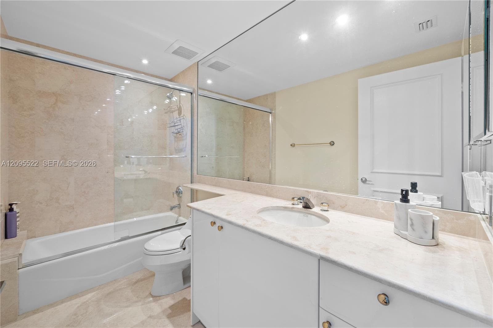 Club Tower Three · #1802 in Key Biscayne - Photo 20