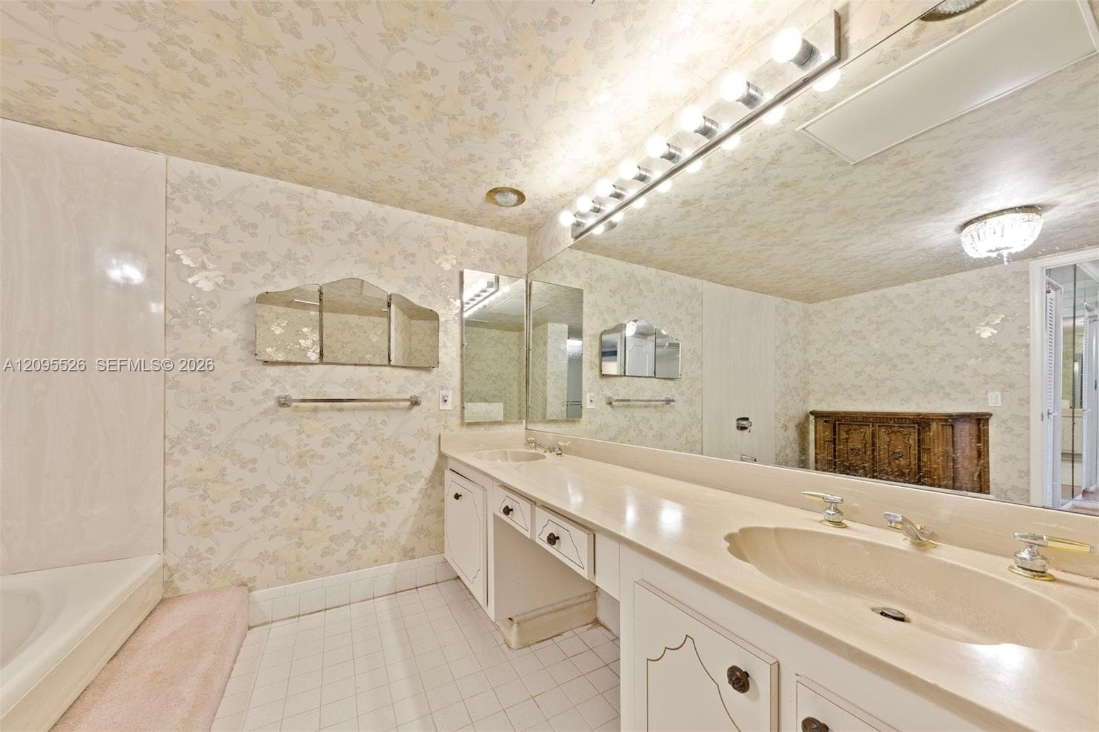AQUARIUS CONDO · #501N in Hollywood - Photo 35