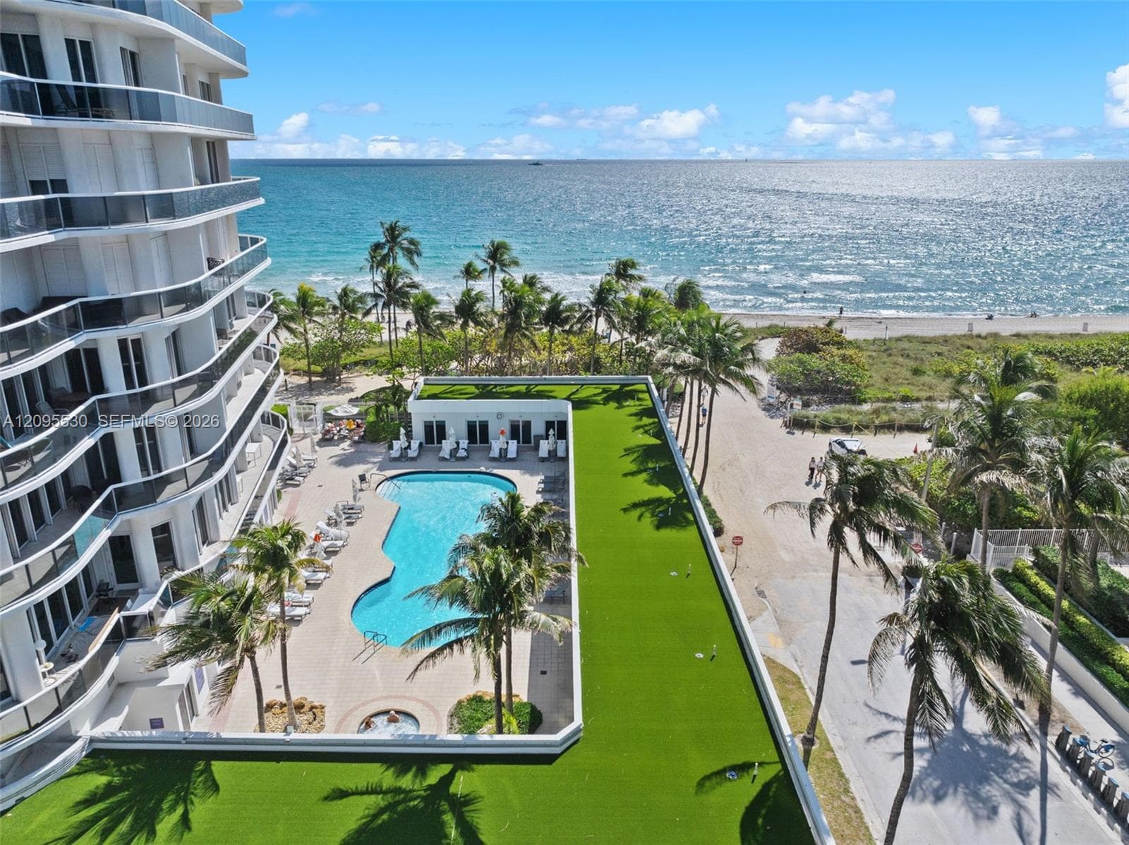 Majestic Tower · #601 in Bal Harbour - Photo 2
