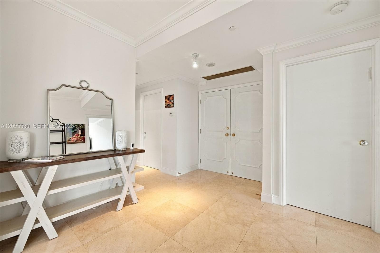 Majestic Tower · #601 in Bal Harbour - Photo 19