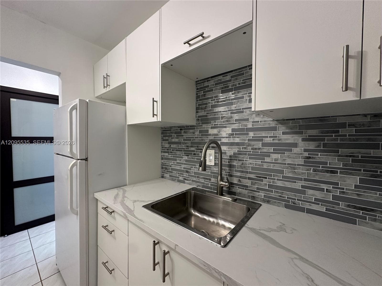 APOLLO CONDO · #3E in Miami Beach - Photo 6